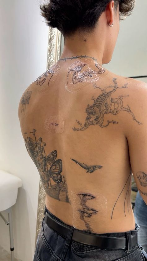 Top Of The Back Tattoos Men, Big Tattoo Men, Men Back Tattoos, Male Chest Tattoos, Back Tattoo Men, Back Tattoos For Guys Upper, Man Tattoos, Switzerland Style, Mysterious Tattoo