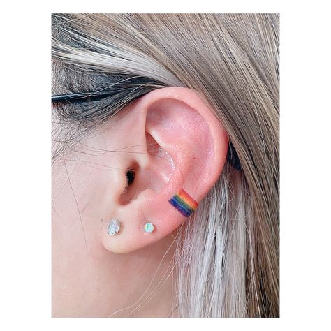 Rainbow Ear Tattoo, Ear Cuff Tattoo, Tiny Rainbow Tattoo, Tattoo Ear, Rainbow Tattoo, Cuff Tattoo, Rainbow Tattoos, Dot Tattoos, Band Tattoo