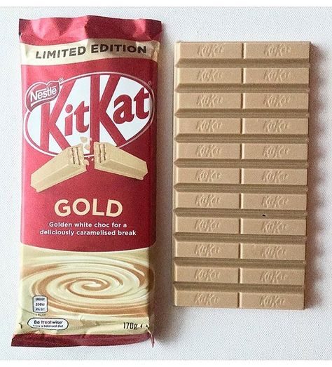 New @colessupermarkets @kitkat Omg I need this! 😍 @nickvavitiss so jelly of you in Australia 🇦🇺 someone send us some please 😆 - - #gold… Kitkat Chocolate, Dessert Pizza, Glam Room, Dessert Lover, Kit Kat, Soft Drinks, Best Food, Chocolate Bar, Chocolate Lovers