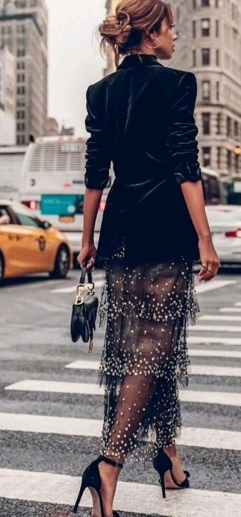 Hobble Skirt, Aesthetic Dress, Glam Outfit, Lifestyle Aesthetic, Work Chic, Night Night, Elegant Chic, Dress Elegant, Look Casual