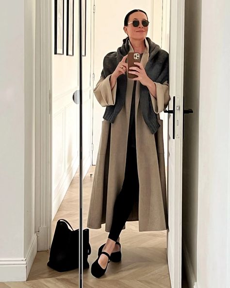 Garance Dore Style, Garance Dore, Tiny Bag, The High, What To Wear, Cool Outfits, Fashion Inspo, My Style, How To Wear