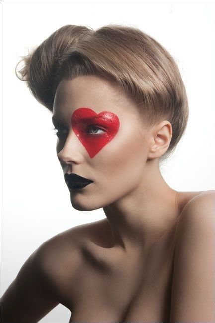 King Of Hearts Makeup, King Of Hearts Costume, Alice Makeup, Jester Makeup, Hearts Makeup, Alice In Wonderland Makeup, Queen Of Hearts Makeup, Queen Of Hearts Alice, Queen Of Heart