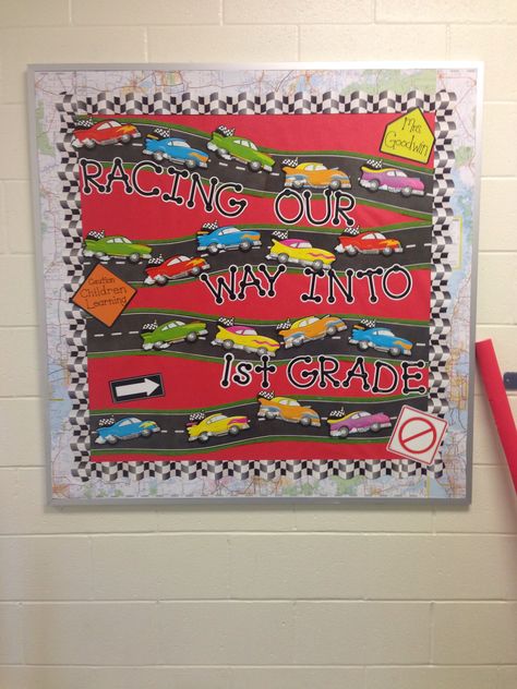 Racing our way into 1st grade bulletin board Race Car Classroom Theme Bulletin Boards, Racing Bulletin Board Ideas, Race Car Bulletin Board Ideas, Race Car Bulletin Board, Race Car Classroom Theme, Road Bulletin Board, Movie Bulletin Boards, Cars Preschool, Disney Cars Theme