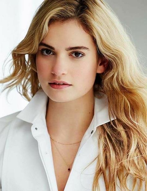 British Celebrities, Lily James, Downton Abbey, Photo Archive, Just A Girl, Look At You, The Red Carpet, Beach Wear, The Arts