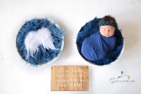 Twin Loss Newborn Photography, Twinless Twin Photography, Lost Twin Newborn Photography, Twin Loss Photography, Not All Twins Walk Side By Side, Vanishing Twin Syndrome Quotes, Ivf Photoshoot, Bereavement Photography, Twinless Twin