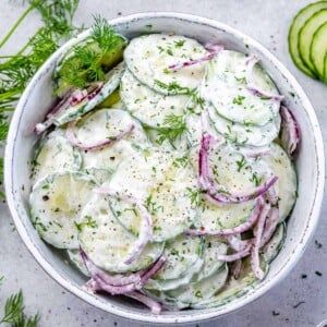 Creamy Cucumber Salad - Healthy Fitness Meals Authentic Posole Recipe, Dill Salad Recipe, Dill Salad, Cold Side Dishes, Cucumber Dill Salad, Dill Recipes, Super Salads, Cucumber Dill, Creamy Cucumber Salad