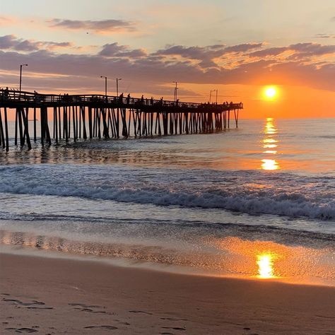 Moving to Virginia Beach? Here Are 15 Things to Know | Extra Space Storage Virginia Beach Pictures, Va Beach Aesthetic, Virginia Beach Aesthetic, Coastal Academia, Forever Aesthetic, Virginia Beach Boardwalk, Neptune Statue, Manifesting Life, Manhattan Beach Pier