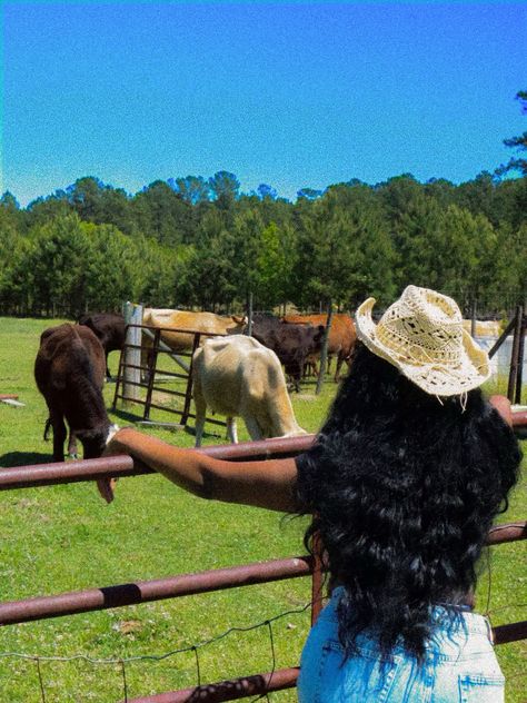 Southern cowgirl photos Black Farmer Girl, Black Farm Girl Aesthetic, Cow Girl Photoshoots, Mexican Cowgirl Aesthetic, Black Country Girl Aesthetic, Black Country Girl, Sequoia Dawn, Black Cowgirl Aesthetic, Cow Girl Aesthetic