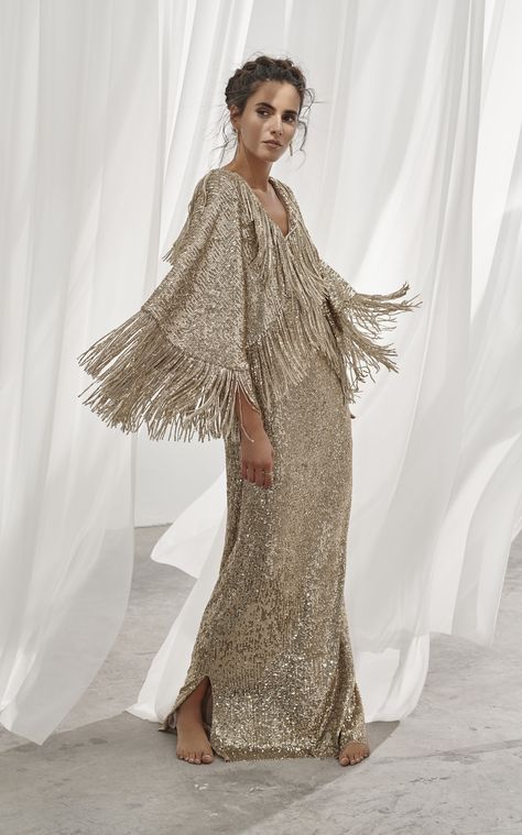 Bthaina Fringe Sequin Kaftan Dip Hem Blouse, Fringe Blouse, Mode Abaya, Couture Embroidery, Spring Summer Trends, Virtual Closet, Indian Designer Wear, Mother Of The Groom, Designer Wear