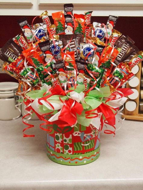 diy christmas candy bouquet | Christmas Candy Bouquet. $35.99, via Etsy. Christmas Candy Bouquet, Candy Bar Bouquet, Pinterest Christmas Crafts, Christmas Candy Crafts, Diy Christmas Candy, Candy Arrangements, Christmas Candy Gifts, Candy Gift Baskets, Candy Bouquet Diy