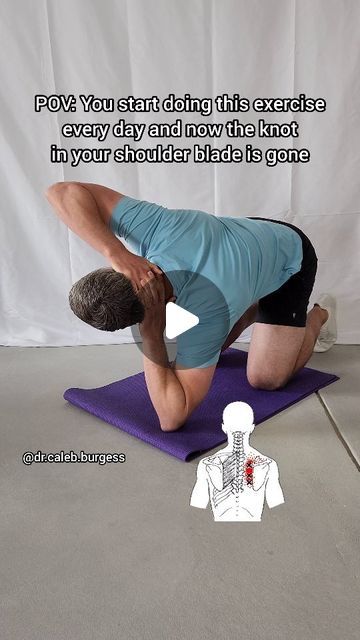 Daily Stretch to fix a sholder blade knot Rhomboid Stretch, Daily Stretches, Knot Out, Me App, Best Stretches, 5 Seconds, Full Length, Gym, Health