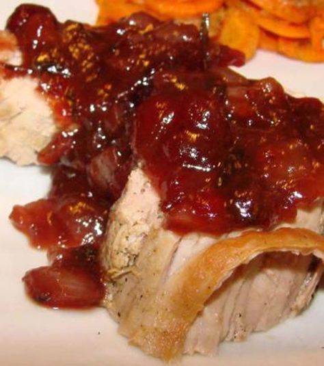 Pork Tenderloin With Balsamic-Cranberry Sauce Cobbler Easy, Chop Recipes, Pork Ham, Pork Tenderloin Recipes, Pork Chop, Meat Sauce, Pork Dishes, Peach Cobbler, Cranberry Sauce