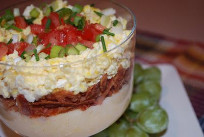 It's all gouda: Trifles Make Perfection ... Breakfasts! Savory Trifle, Breakfast Trifle, Brunch Savory, Trifle Recipes, Um Actually, Cheesy Grits, Recipes Savory, Breakfast Meat, Brunch Bread