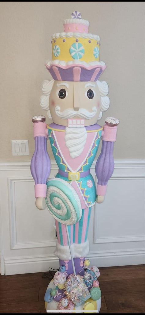 Candyland Nutcracker, Grinch Nutcracker, Nutcracker Christmas Decorations, Nutcracker Christmas, Freddie Mercury, Christmas Projects, Bulletin Boards, Nutcracker, Gingerbread House