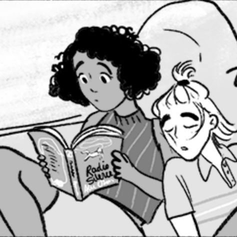 darcy and tara heartstopper Heartstopper Tara And Darcy, Darcy And Tara, Tara Darcy, Tara And Darcy, A Book, Reading