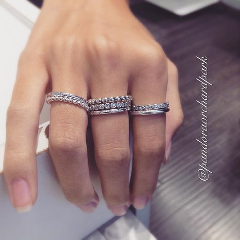 Pandora rings #pandora #pandorarings #pandoraring #pandorasetrings Pandora Stack, Pandora Rings Stacked, Outfits Street Styles, Haute Couture Style, Rings Pandora, Blue Diamond Engagement Ring, Charms Pandora, Couture Style, Pandora Rings