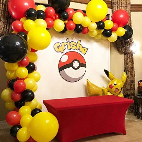 Yellow Balloon Garland, Pikachu Party, Pokemon Balloons, Pokemon Party Decorations, Pokemon Themed Party, Pokémon Birthday, Car Flash, Pokémon Party, Mouse Pokemon