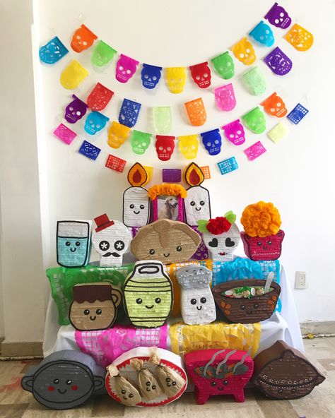 Dia De Los Muertos Party Ideas, Day Of The Dead Diy, Mexican Theme Party Decorations, Dia De Los Muertos Decorations Ideas, Day Of The Dead Party, Piñata Ideas, Diy Pinata, Día De Muertos, Mexican Party