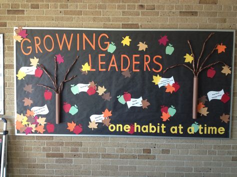 7 habits bulletin board Growing Leaders Bulletin Board, 7 Habits Bulletin Board Ideas, Leader In Me Bulletin Board 7 Habits, 7 Habits Bulletin Board, Bulletin Board Growth Mindset, Leader In Me Bulletin Board, Leadership Bulletin Boards, Kids Bulletin Board, School Habits