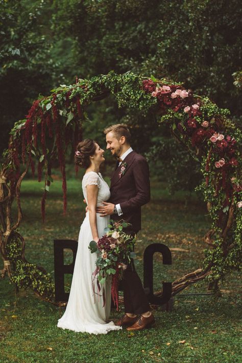 Burgundy Backdrop, Winter Wedding Arch, Secular Wedding, Winter Wedding Stationery, Fall Wedding Arches, Wedding Alters, Forest Theme Wedding, Wedding Ceremony Arch, Woodsy Wedding