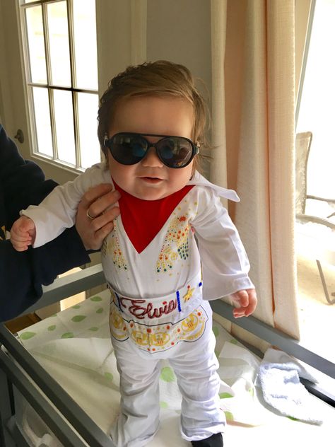 Elvis Halloween, Boys Halloween Costumes Diy, Elvis Costume, Epic Halloween Costumes, Old Halloween Costumes, First Halloween Costumes, Boy Halloween