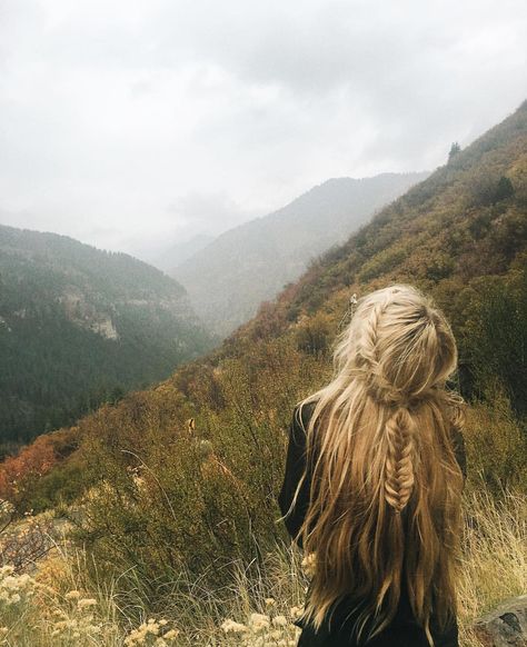 A rainy October day in the mountains.  braided long hair love Rainy October, Eliza Taylor, Fishtail Braid, Peinados Faciles, Braids For Long Hair, Makeup Designs, Hair Envy, In The Mountains, Hair Dos