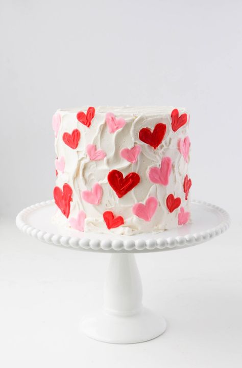 Dessert Design, Valentine Desserts, Valentines Day Cakes, Valentine Cake, Wedding Dessert, Treat Ideas, Heart Cake, Simple Valentine, Heart Candy