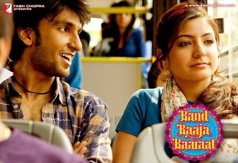 band baaja baarat Srk Aishwarya, Band Baaja Baarat, Bollywood Scenes, Bollywood Movie Posters, Bollywood Love, Rani Mukherjee, Bollywood Aesthetic, Shahid Kapoor, Tech Review