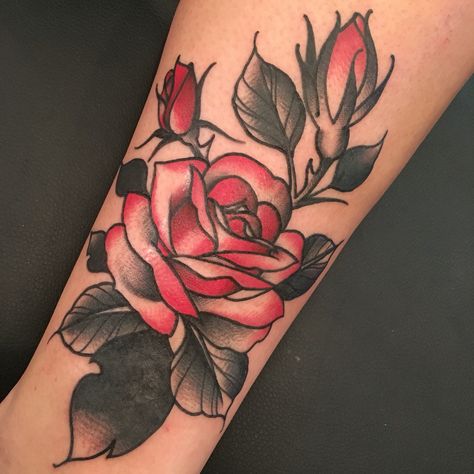 Rose Bud Tattoo, Idle Hands Tattoo, Neo Traditional Roses, Purple Rose Tattoos, Pink Rose Tattoos, Traditional Tattoo Flowers, Neotraditional Tattoo, Red Rose Tattoo, Traditional Tattoo Sleeve