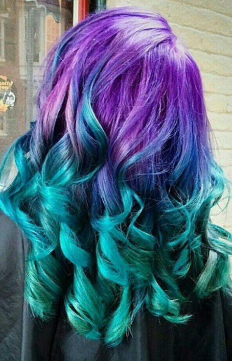 Purple green ombre dyed hair Purple Hair Tumblr, Teal And Purple Hair, Purple And Green Hair, Purple Ombre Hair, Rainbow Hair Color, Teal Hair, Tumblr Hair, Mega Hair, Hair Color Purple