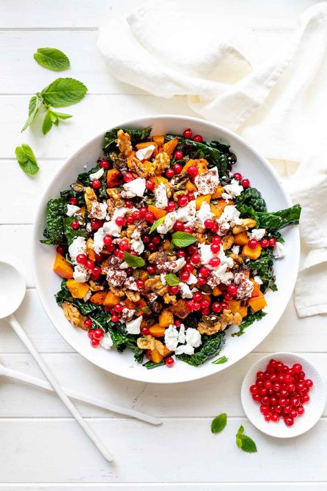 A fall-inspired roasted Hokkaido pumpkin and Tuscan kale salad tossed in a zingy lemon-sumac dressing. #ellerepublic #recipe #cleaneating #squash #kale #salad Squash Kale Salad, Tuscan Kale Salad, Hokkaido Pumpkin, Candied Walnut Recipe, Roast Pumpkin Salad, Tuscan Kale, Salad With Goat Cheese, Pumpkin Salad, Roasted Walnuts