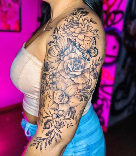 Cool Tattoos For Women Half Sleeves, Arm Sleeve Tattoos For Women, Sunflower Tattoo Shoulder, Hip Thigh Tattoos, Faith Tattoo, Beautiful Flower Tattoos, Tattoos For Women Half Sleeve, Hip Tattoos Women, Tattoos For Black Skin