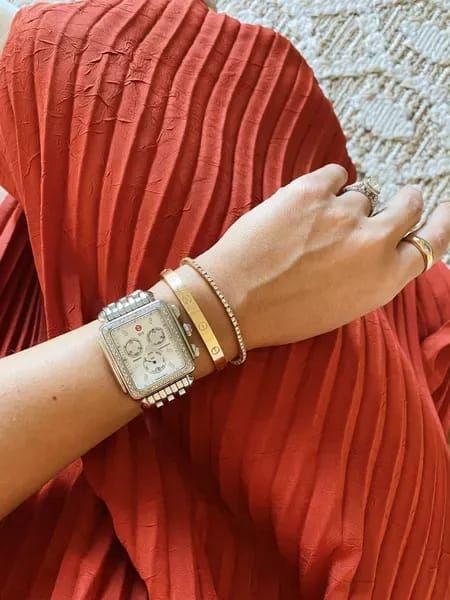 The diamond watch I don’t wear enough - so beautiful and love the oversized look! 😍 #LTKworkwear #LTKstyletip Watch On Wrist, Carrie Bradshaw Lied, Festive Holiday Decor, Oversized Look, Holiday Movie, Carrie Bradshaw, Diamond Watch, Italian Charm Bracelet, Chronograph Watch