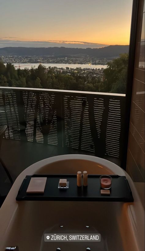 Switzerland Home Aesthetic, Vacation Room Aesthetic, Switzerland Apartment Aesthetic, Bath With A View, Cute Sunset, Switzerland Zurich, Room View, Beach Place, Luxury Resorts