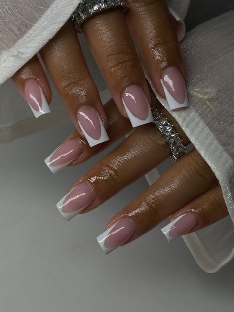 White Line French Tip Nails, Pink And White Set Nails, Light French Tip Nails, Light Pink And White Nails, Pink French Tip Nails Square, Pink And White French Tip Nails, Square Bridal Nails, Nails French Design, Pink And White French Tip