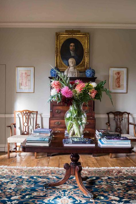 Drawing Room Table, Jacobean Furniture, Jacobean Style, Country Style Interiors, Drawing Room Decor, Country House Interior, Real Homes, Brown Furniture, Grand Homes