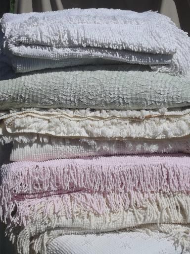 vintage cotton chenille bedspread lot, tufted candlewick spreads etc. Candlewick Bedspread, Cottage Decor Farmhouse, Flea Market Style, Chenille Bedspread, French Market, Pale Colors, Farmhouse Cottage, Vintage Linen, Bedspreads