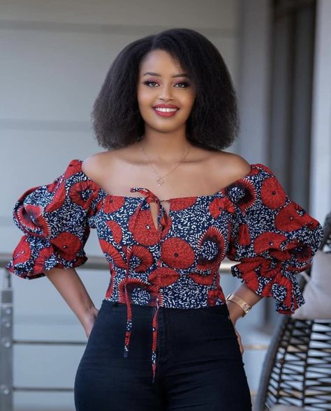 African Print Tops Blouses, Ankara Tops For Ladies, Ankara Top Styles, Long Blouses, Linen Style Fashion, African Traditional Wear, Ankara Tops, African Print Tops, Tops For Ladies