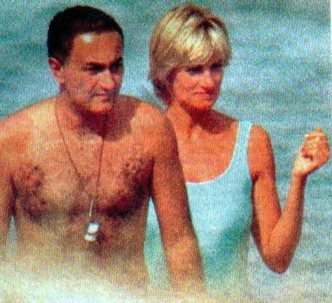 Diana and Dodi Diana Dodi, Mohamed Al Fayed, Princess Diana And Dodi, Dodi Al Fayed, Dodi Fayed, Prince Harry Et Meghan, Celebrities Who Died, Prinz Charles, Wallis Simpson