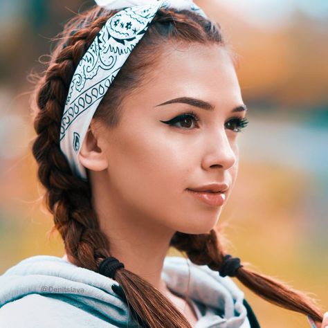 Bandana Headband Hairstyles, Hip Hop Hair, Natural Eye Makeup Tutorial, Hair Snood, Peinados Hair Styles, Gym Hairstyles, Work Hairstyles, Bandana Hairstyles, Creative Hairstyles