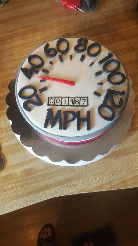 Speedometer Cake, New Driver Cake, Boys Cake, Birthday Presents For Friends, 60th Birthday Cakes, New Driver, Bday Cake, Cakes For Boys, Presents For Friends