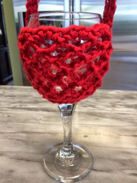 Crochet Lanyard, Crochet Wine, Strap Crochet, Confection Au Crochet, Crochet Cozy, Wine Glass Holder, Crochet Kitchen, Drink Wine, Glass Holder