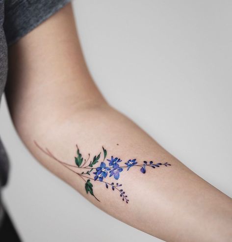 N E W W O N D E R on Instagram: “Larkspur for the month of July.  What’s your birth flower? 🌸🌼🌷🌹🌺 #newwonder #auckland #newzealand #art #tattoo  #watercolor  #minimal…” Delphinium Tattoo, Larkspur Flower Tattoos, July Birth Flower Tattoo, Larkspur Tattoo, Water Lily Tattoos, Tato Dengan Makna, July Birth Flower, Larkspur Flower, Birthday Tattoo