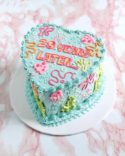 🎀Larissa May🎀 (@magicalgirl.cakes) • Instagram photos and videos 25th Anniversary Cake Ideas, Thanksgiving Desserts Cake, Anniversary Cake Ideas, 25th Anniversary Cake, 28th Birthday Cake, 26 Birthday Cake, 25 Anniversary Cake, 17 Birthday Cake, Fun Thanksgiving Desserts