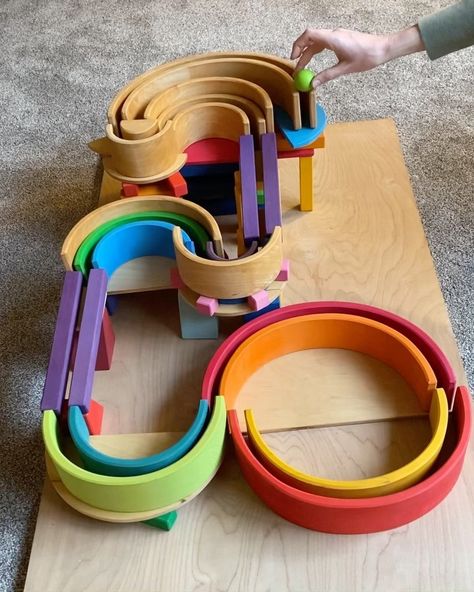 Emily on Instagram: “What is your favorite feature in a ball run? I think curves are mine. . . . . . . . . #grimmsballrun #bauspielballrun #grimms #grimmstoys…” Grimms Rainbow, Grimm's Toys, Marble Machine, Marble Run, Ball Run, Small World Play, Toy Rooms, What Is Your Favorite, Baby Play