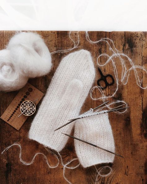 Knitting & Crochet by Sierra (@darlingjadore) posted on Instagram: “Working on some classic mohair mittens today 🤍 Do you prefer mittens or gloves? I prefer wearing gloves I’ve knitted (more practical) but I…” • Apr 1, 2021 at 3:39pm UTC Mohair Mittens, Advanced Knitting, Knitted Gloves, Knitted Shawls, Knitting Crochet, Knit Crochet, Knitting Patterns, Knitted Sweaters, Gloves