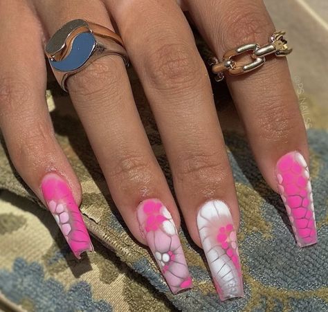 Tye Dye Acrylic Nails, Pink Tie Dye Nails, Tie Dye Nails Acrylic, Tye Dye Nails, Blooming Nails, Mail Inspo, Blooming Gel, Long Square Nails, Tie Dye Nails