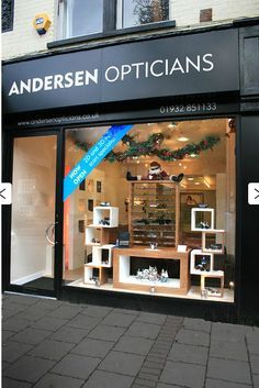 Opticians Store Design, Eyewear Shop Design, Mobile Shop Design, Eyewear Store Design, Vitrine Design, Optometry Office, Shoe Store Design, Eyewear Display, Eyeglass Stores