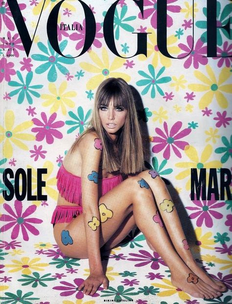 Vintage Vogue Covers, Jenifer Aniston, Vogue Magazine Covers, Magazine Vogue, Vogue Archive, Helena Christensen, Fashion Magazine Cover, Steven Meisel, Fashion Cover