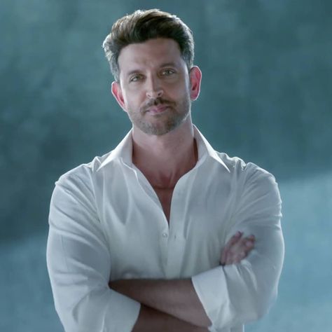 Hritik Raushan Hd, Hritik Raushan, Hrithik Roshan Hairstyle, Cruise Quotes, Mens Hairstyles With Beard, Mens Smart Casual Outfits, Taylor Swift Cute, Smart Casual Men, Photo Logo Design